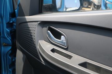 �ɵ� Q3ϵ�� 122���� 2.8�׵�������΢��ͼƬ