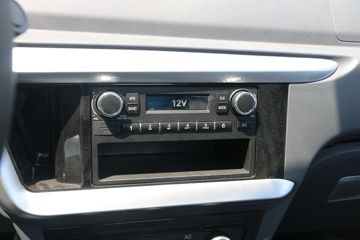 �ɵ� Q3ϵ�� 122���� 2.8�׵�������΢��ͼƬ