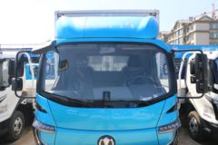 飞碟 W5 156马力 4.18米单排厢式轻卡(国六)