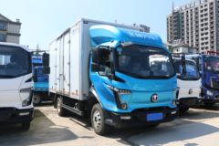 飞碟 W5 156马力 4.18米单排厢式轻卡(国六)