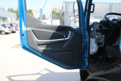 飞碟 W5 156马力 4.18米单排厢式轻卡(国六)