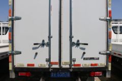 飞碟 W5 156马力 4.18米单排厢式轻卡(国六)