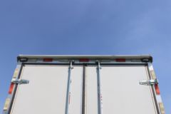 飞碟 W5 156马力 4.18米单排厢式轻卡(国六)