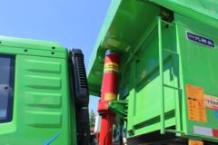 青岛解放 龙V2.0 245马力 6X4 5米自卸车(国六)(CA3250PK8L1T1E6A90)