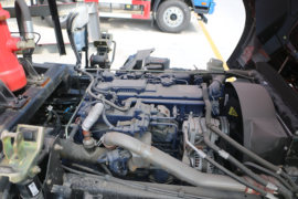 虎V&nbsp;自卸车底盘                                                图片