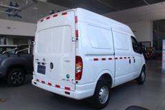 上汽大通 V80 2023款 经典城配王 127马力 2.0T柴油 3座 6挡自动 短轴中顶封闭货车