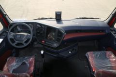 三一重卡 江山 新英杰 复合版 520马力 6X4 牵引车(国六)