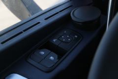 三一重卡 江山 新英杰 快运版 520马力 6X4 AMT自动档牵引车(国六)