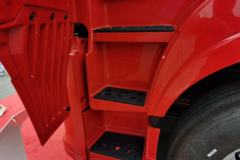 华菱X9 560马力 6X4 牵引车(HN4250B45C4M6)