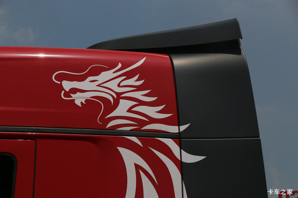 天龙旗舰KX牵引车达州市火热促销中 让利高达0.5万