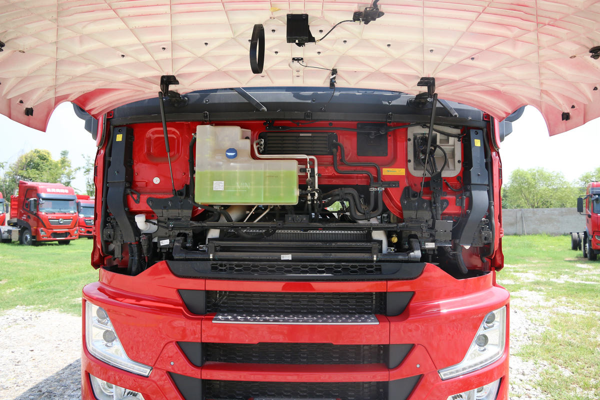 �������ó� �����콢KX ���߰� 600���� 6X4 AMT�Զ���ǣ����(����)(��Һ��)(��ɲ)(˫����)(DFH4250CX7)����                                                