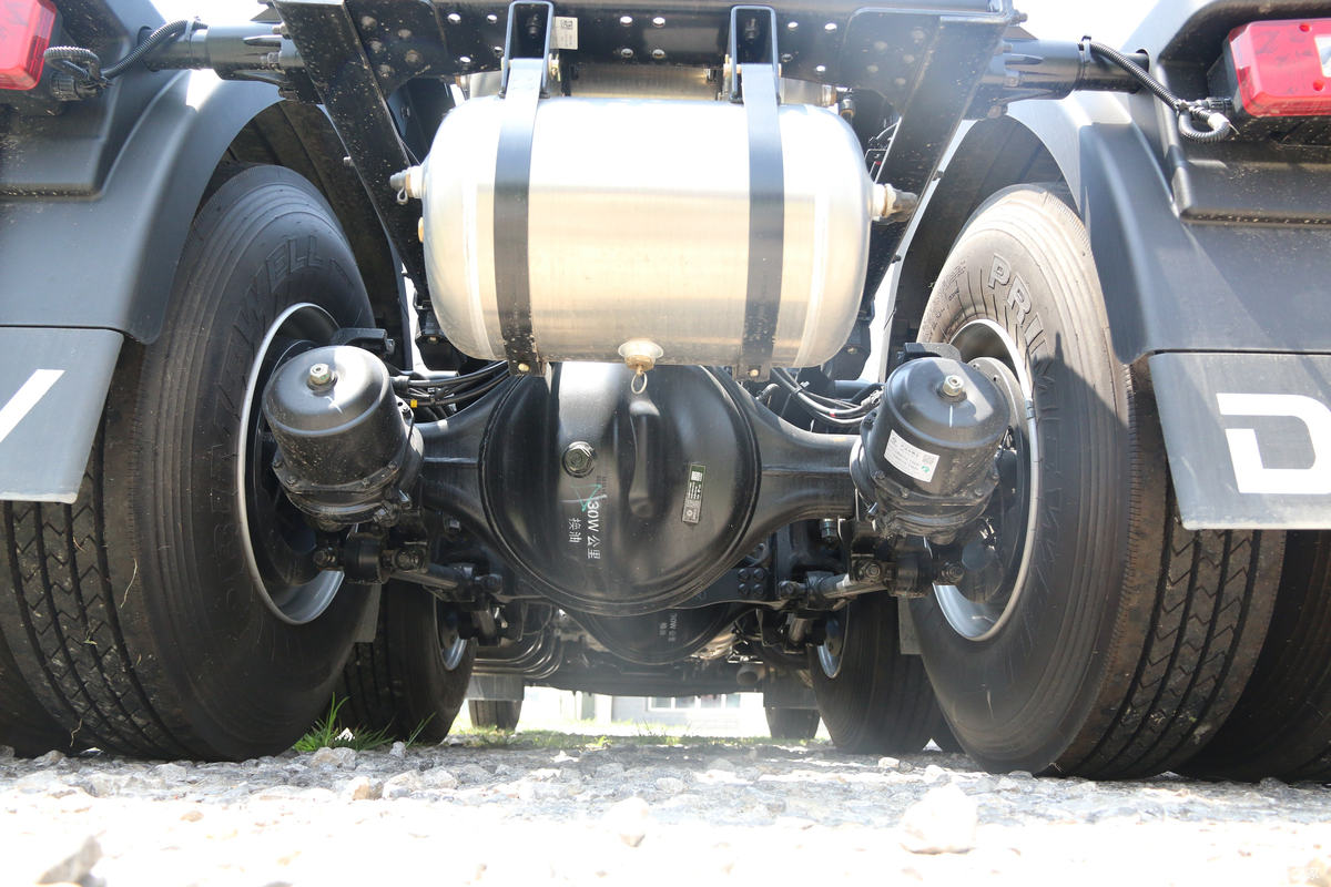 �������ó� �����콢KX ���߰� 600���� 6X4 AMT�Զ���ǣ����(����)(��Һ��)(��ɲ)(˫����)(DFH4250CX7)����                                                