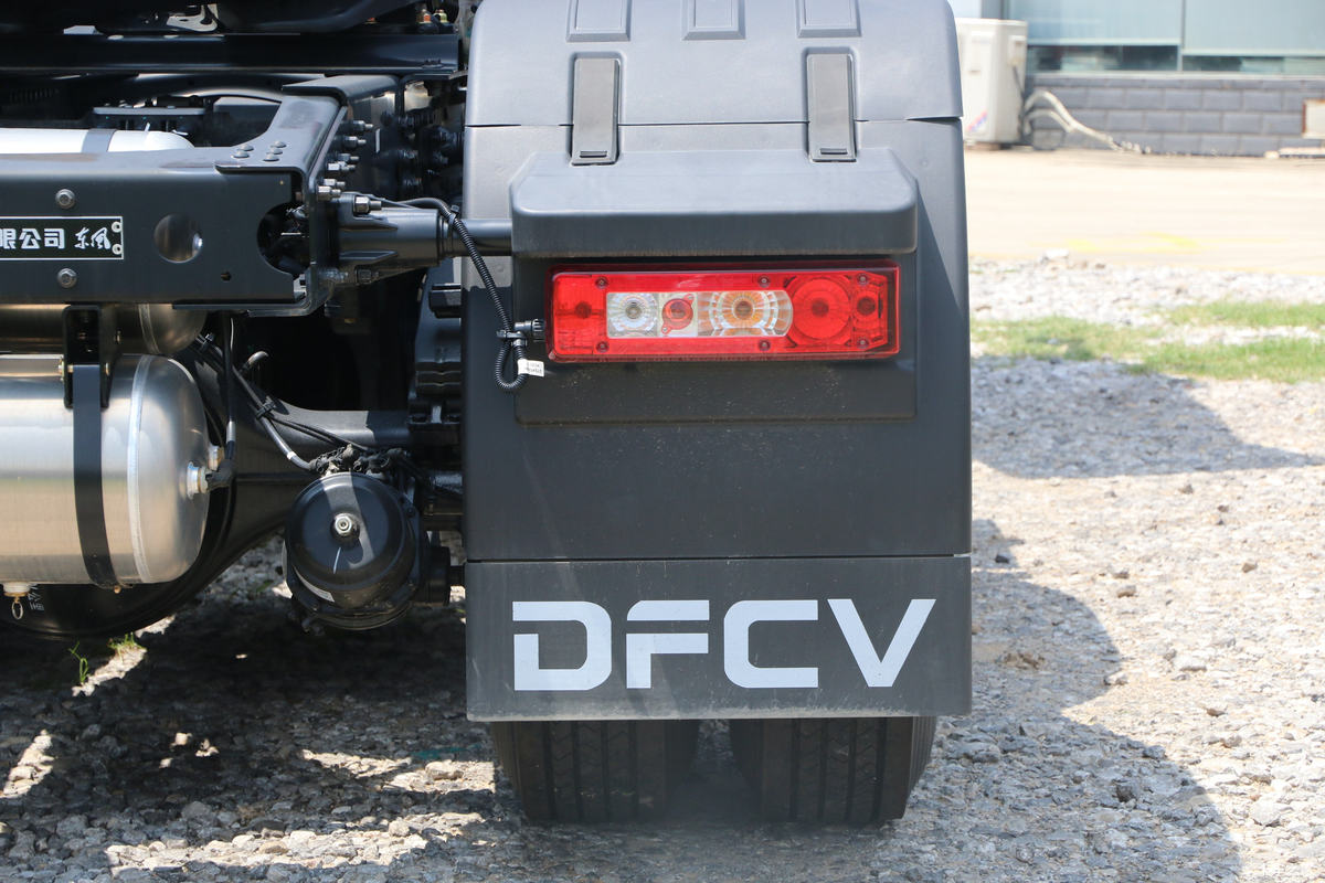 �������ó� �����콢KX ���߰� 600���� 6X4 AMT�Զ���ǣ����(����)(��Һ��)(��ɲ)(˫����)(DFH4250CX7)����                                                