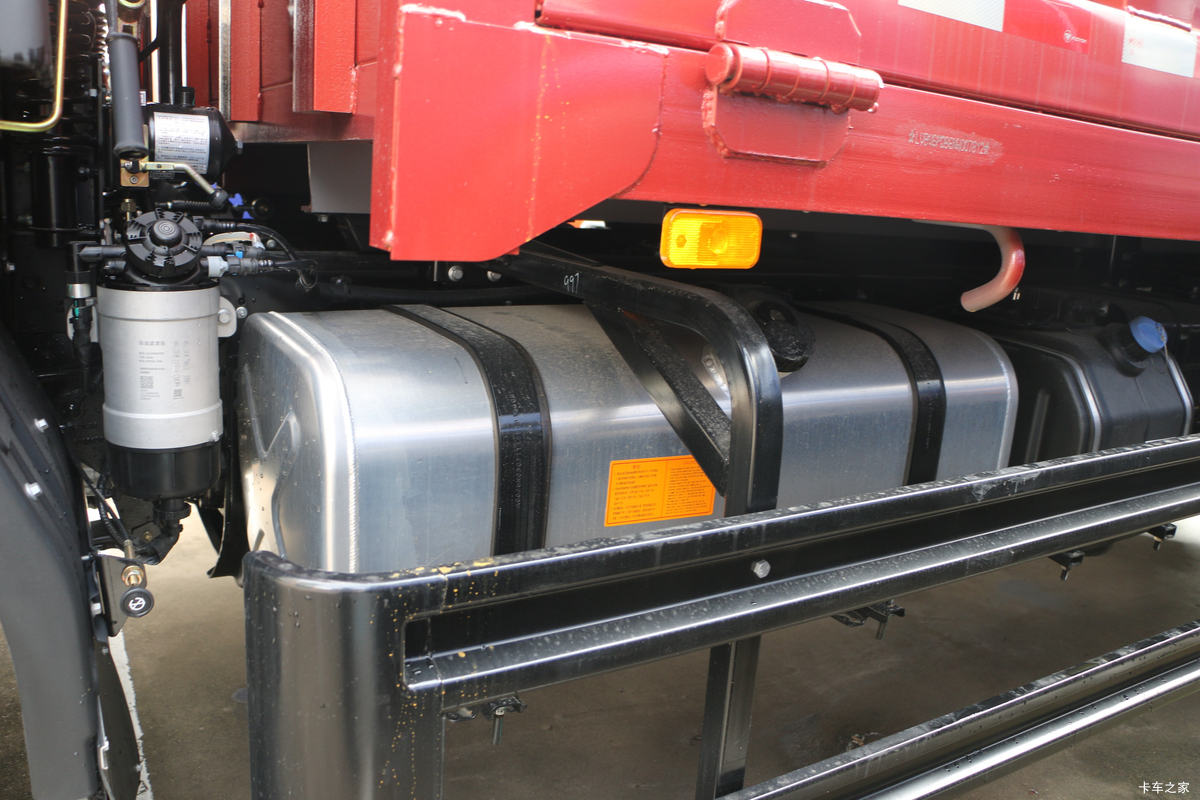  ES5 200 4X2 5.2ж(BJ3164DKPFD-01)                                                