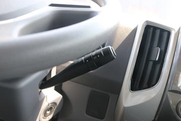 �������� ����ES5 240���� 6X2 6.8����ж��(153����)ͼƬ