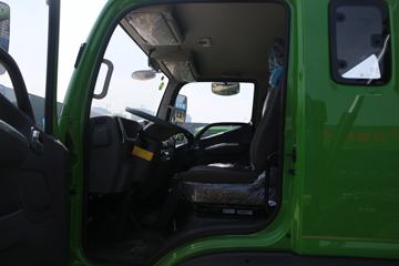 �������� ����ES5 240���� 6X2 6.8����ж��(153����)ͼƬ