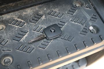 �������� ����ES5 200���� 4X2 4����ж��(ǰ��)(BJ3184DKPFA-01)ͼƬ