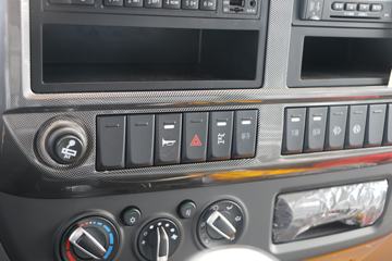 �������� ����ES5 200���� 4X2 4����ж��(ǰ��)(BJ3184DKPFA-01)ͼƬ