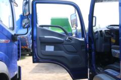 福田瑞沃 大金刚ES5 200马力 4X2 4米自卸车(前顶)(BJ3184DKPFA-01)