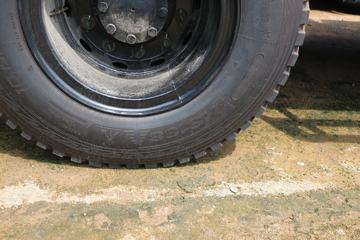 �������� ����ES5 200���� 4X2 4����ж��(ǰ��)(BJ3184DKPFA-01)ͼƬ