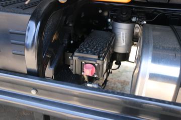 �������� ����ES5 200���� 4X2 4����ж��(ǰ��)(BJ3184DKPFA-01)ͼƬ