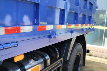 �������� ����ES5 200���� 4X2 4����ж��(ǰ��)(BJ3184DKPFA-01)ͼƬ