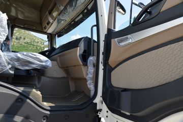 �й����� HOWO TX�ؿ� 350���� 4X2 ǣ����(����)(�й�����8��)ͼƬ