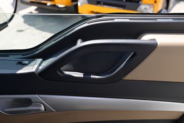 �й����� HOWO TX�ؿ� 350���� 4X2 ǣ����(����)(�й�����8��)ͼƬ