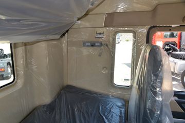 �й����� HOWO TX�ؿ� 350���� 4X2 ǣ����(����)(�й�����8��)ͼƬ