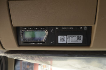 �й����� HOWO TX�ؿ� 350���� 4X2 ǣ����(����)(�й�����8��)ͼƬ