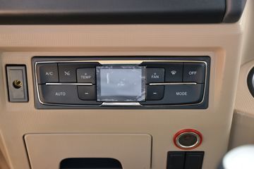 �й����� HOWO TX�ؿ� 350���� 4X2 ǣ����(����)(�й�����8��)ͼƬ