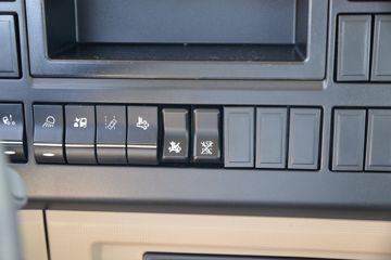 �й����� HOWO TX�ؿ� 350���� 4X2 ǣ����(����)(�й�����8��)ͼƬ