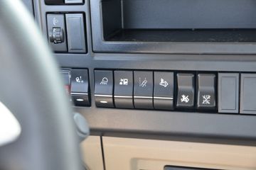 �й����� HOWO TX�ؿ� 350���� 4X2 ǣ����(����)(�й�����8��)ͼƬ