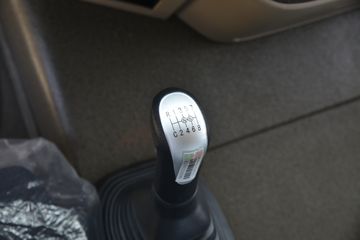 �й����� HOWO TX�ؿ� 350���� 4X2 ǣ����(����)(�й�����8��)ͼƬ