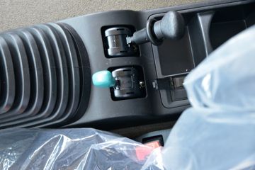 �й����� HOWO TX�ؿ� 350���� 4X2 ǣ����(����)(�й�����8��)ͼƬ