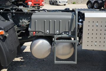 �й����� HOWO TX�ؿ� 350���� 4X2 ǣ����(����)(�й�����8��)ͼƬ