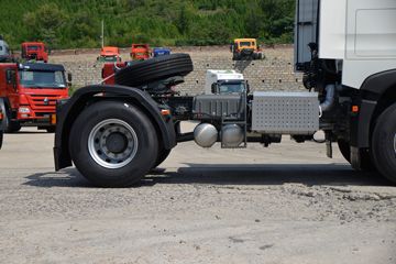 �й����� HOWO TX�ؿ� 350���� 4X2 ǣ����(����)(�й�����8��)ͼƬ