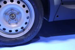 智蓝汽车 智蓝精灵E7 5.395米纯电动封闭货车46.36kWh