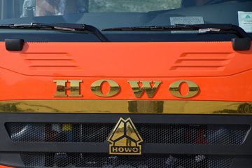 �й����� HOWO TX 270���� 4X2 6.75��AMT�Զ��������ػ���(����)(Ϋ��)(10��)(ZZ1167K501GF1)ͼƬ