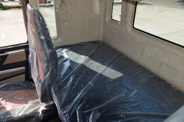 �й����� HOWO TX 270���� 4X2 6.75��AMT�Զ��������ػ���(����)(Ϋ��)(10��)(ZZ1167K501GF1)ͼƬ