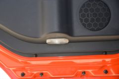 中国重汽 HOWO TX 270马力 4X2 6.75米AMT自动挡栏板载货车(国六)(潍柴)(10挡)(ZZ1167K501GF1)