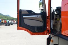 中国重汽 HOWO TX 270马力 4X2 6.75米AMT自动挡栏板载货车(国六)(潍柴)(10挡)(ZZ1167K501GF1)