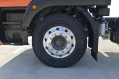 中国重汽 HOWO TX 270马力 4X2 6.75米AMT自动挡栏板载货车(国六)(潍柴)(10挡)(ZZ1167K501GF1)