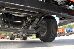 中国重汽 HOWO TX 270马力 4X2 6.75米AMT自动挡栏板载货车(国六)(潍柴)(10挡)(ZZ1167K501GF1)