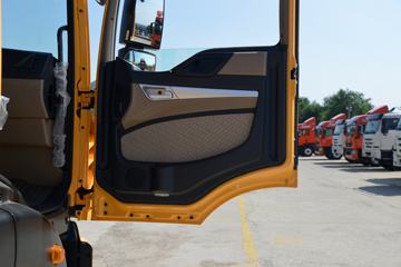 �й����� HOWO TX 270���� 4X2 6.75�ײ�դʽ����(����)(ZZ5187CCYK501GF1)ͼƬ