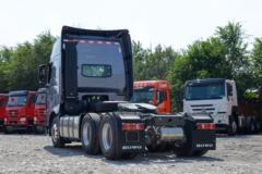 中国重汽 HOWO TH7重卡 610马力 6X4 AMT自动档牵引车(国六)(ZZ4257W324HF1B)