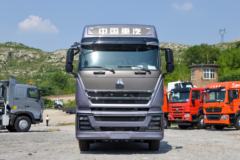 中国重汽 HOWO TH7重卡 610马力 6X4 AMT自动档牵引车(国六)(ZZ4257W324HF1B)
