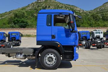 �й����� HOWO TX 220���� 4X2 7.8����������ʽ�ػ���(����)(ZZ5167XYKK501GF1)ͼƬ