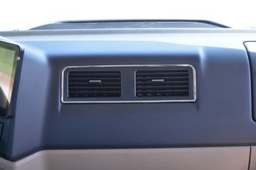 �й����� HOWO TX 220���� 4X2 7.8����������ʽ�ػ���(����)(ZZ5167XYKK501GF1)ͼƬ