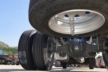 �й����� HOWO TX 220���� 4X2 7.8����������ʽ�ػ���(����)(ZZ5167XYKK501GF1)ͼƬ